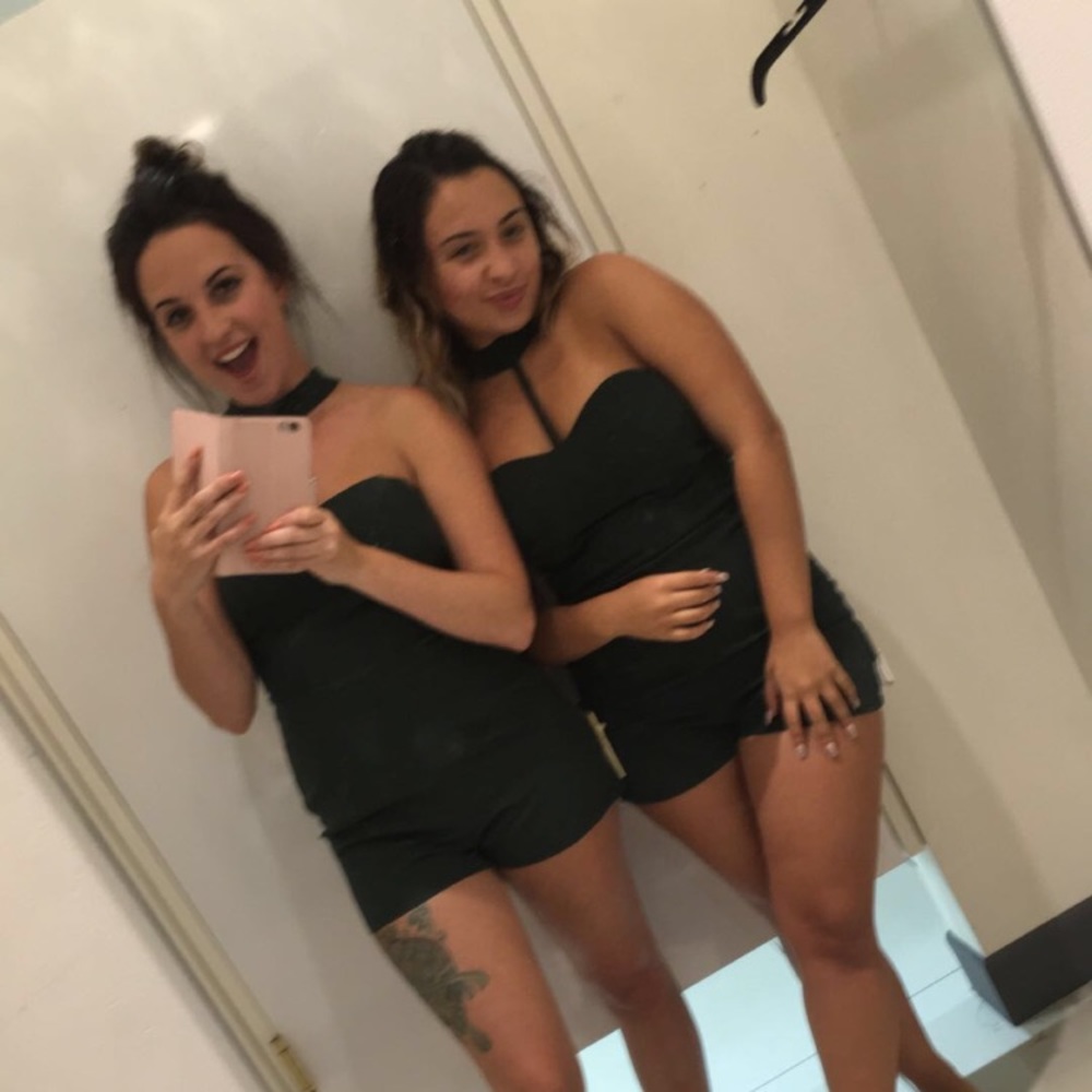 Charlotte Russe emerald green romper - Picture 3 of 3